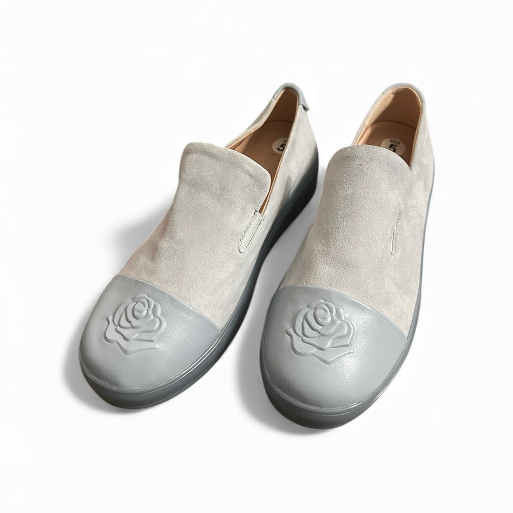 TARYN ROSE Grace Slip Ons Suede Flats Loafers Cap Toe Shoes Dusty Blue 5 M